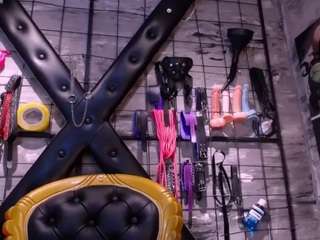 Sara-Harris7 live cam preview