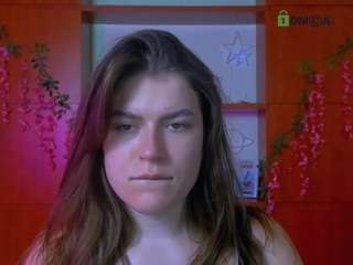 amanda-striking