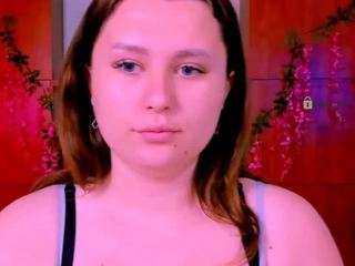 amanda-striking