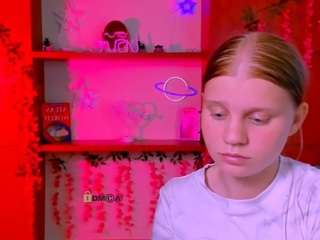 amanda-striking