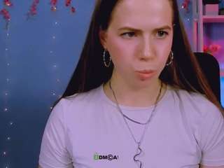 amanda-striking
