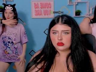 amanda-striking Live Webcam on CamSoda
