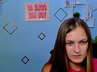 amanda-striking