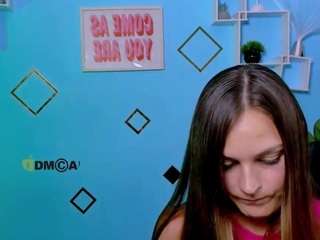amanda-striking
