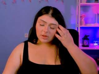 amanda-striking live webcam show