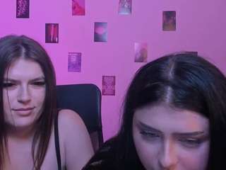 amanda-striking live webcam show