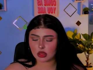 amanda-striking