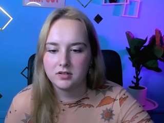 amanda-striking