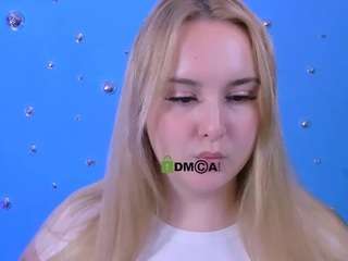 amanda-striking