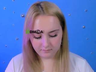amanda-striking