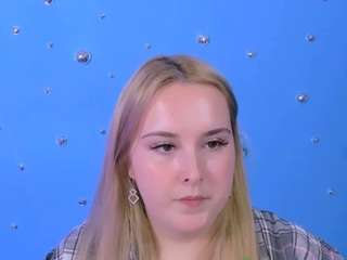 amanda-striking Live Webcam on CamSoda
