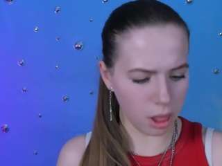 amanda-striking