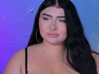 amanda-striking