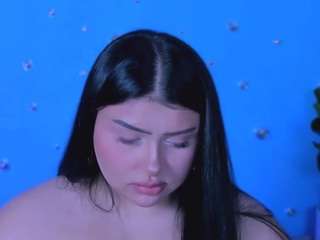 amanda-striking