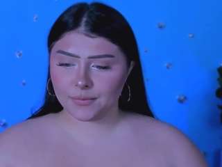 amanda-striking