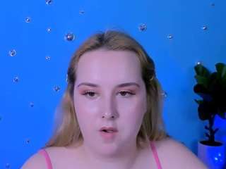 amanda-striking