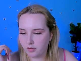 amanda-striking