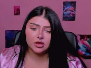 amanda-striking