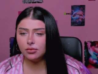 amanda-striking