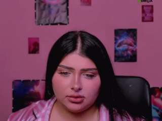 amanda-striking