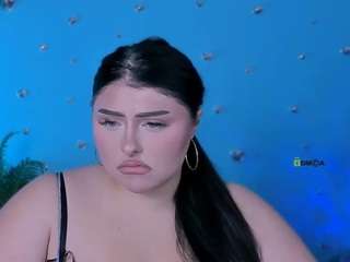 amanda-striking