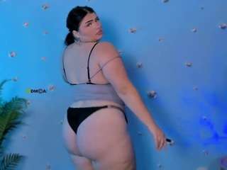 amanda-striking