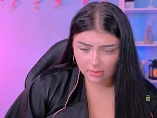 amanda-striking