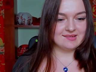 amanda-striking