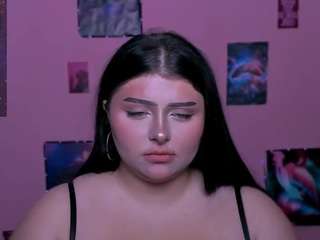 amanda-striking
