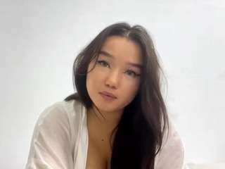 Lina live webcam show