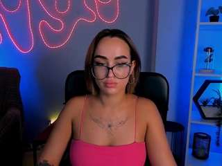 celia-mist live webcam show