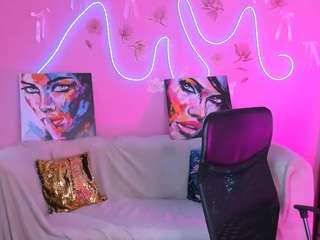 celia-mist live webcam show