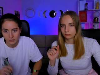 celia-mist live webcam show