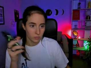 celia-mist live profile