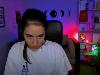 celia-mist live profile