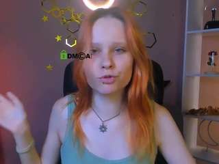 celia-mist live webcam show
