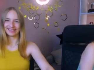 celia-mist live webcam show