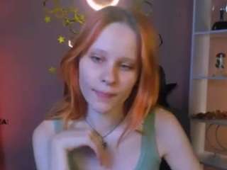 celia-mist live webcam show