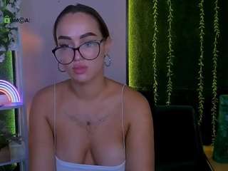 celia-mist live webcam show