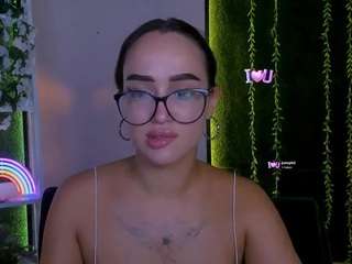 celia-mist live webcam show