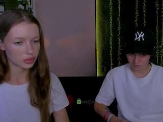 celia-mist live webcam show
