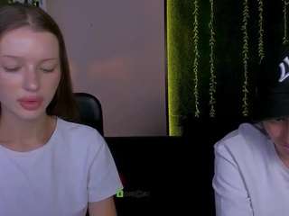 celia-mist's live room