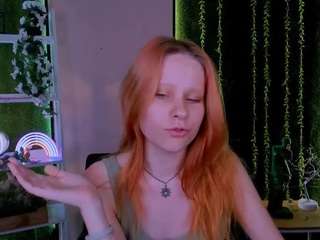 celia-mist live webcam show