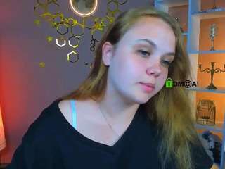 celia-mist live webcam show