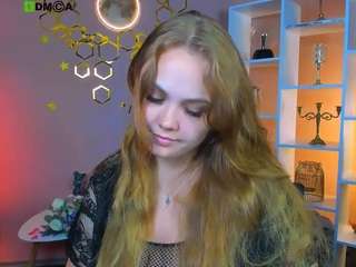 celia-mist live webcam show