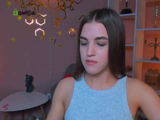 celia-mist live webcam show