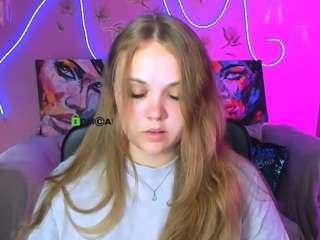 celia-mist live webcam show