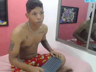 latinosninfomanos