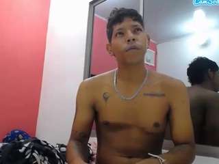latinosninfomanos live webcam show