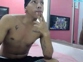 latinosninfomanos